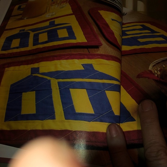 Better Homes And Gardens New Patchwork and Quilting- book has many patterns - Picture 4 of 10